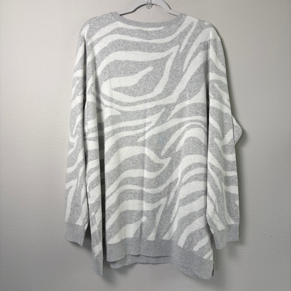 Belle by Kim Gravel Sweater Size 3X Gray White Zebra Print Knit Pullover A549501 - Picture 2 of 8